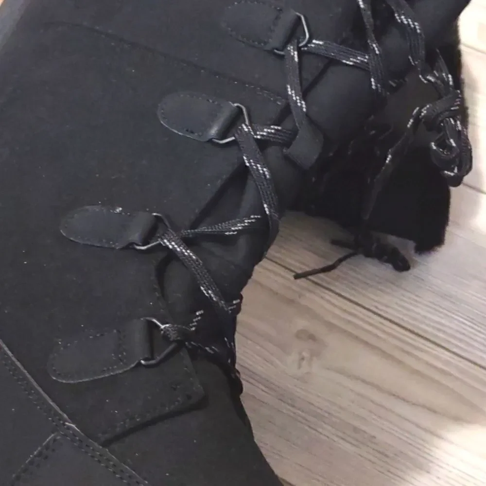 (B-3268) Universal Thread Carla Boots Sz 6